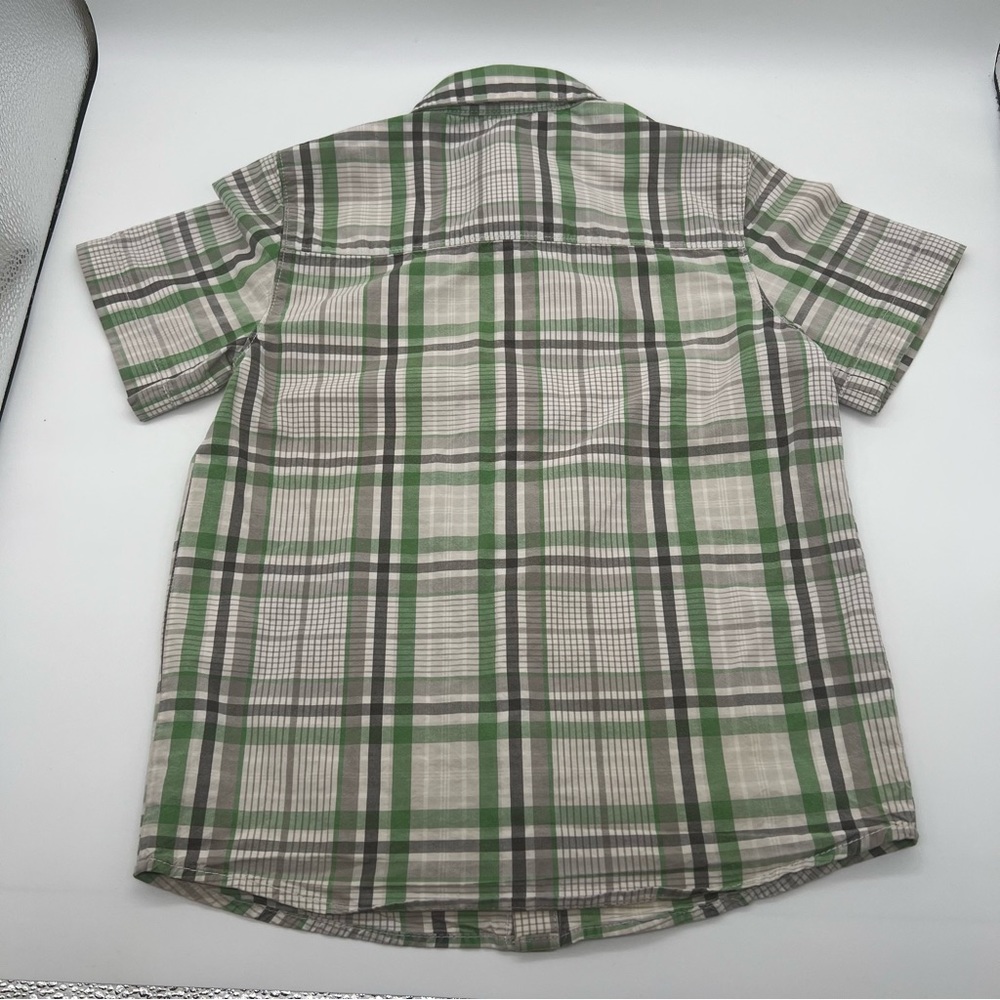 H&M Shirt. Size 5/6 Multi-Color. - Picture 3 of 4